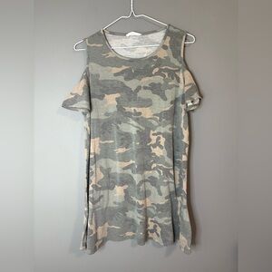 Peach Love California Camo Peek A Boo Shoulder Relaxed Long Fitted Top